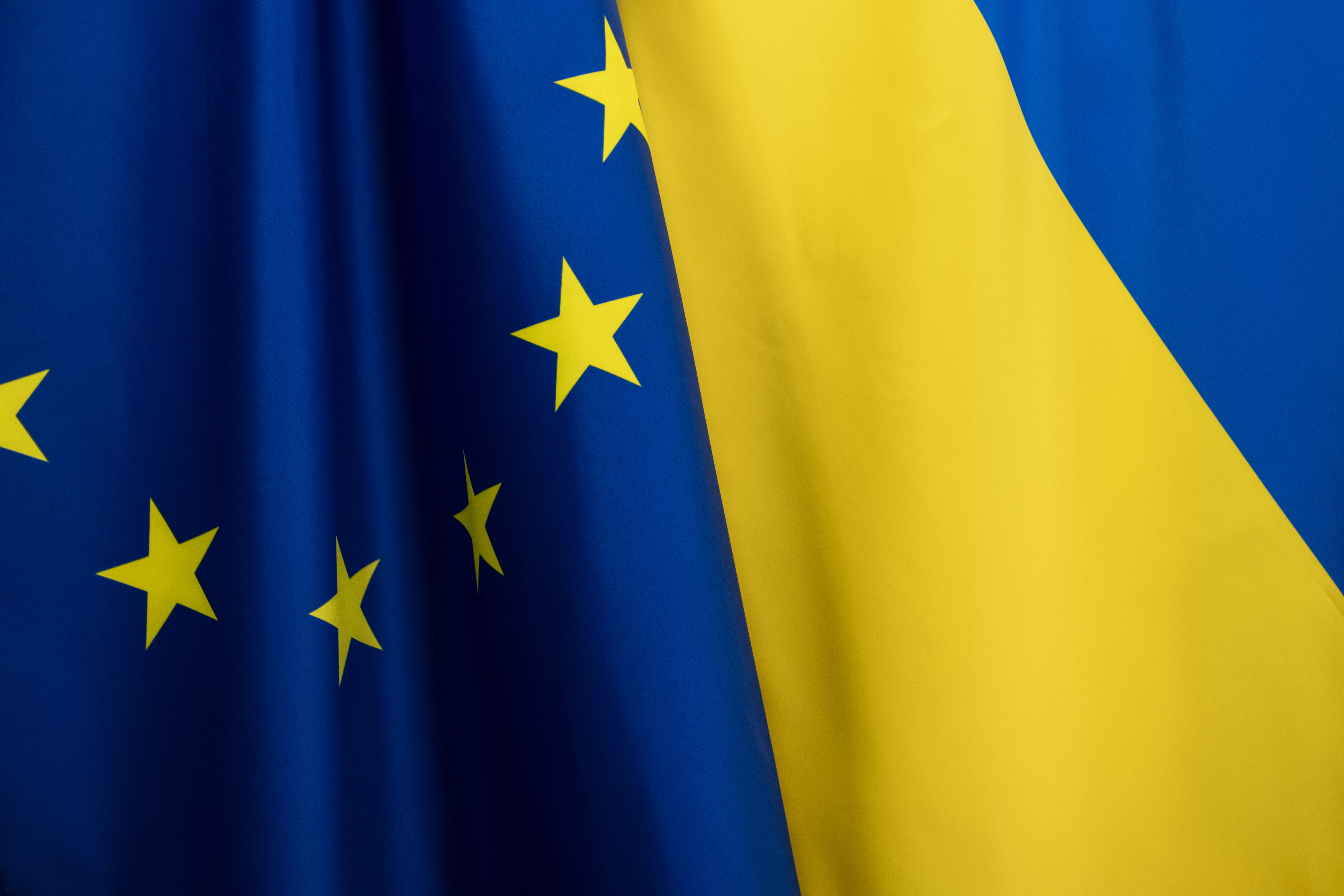 UE przyjmuje dwunasty pakiet sankcji wobec Rosji za trwającą nielegalną wojnę przeciwko Ukrainie